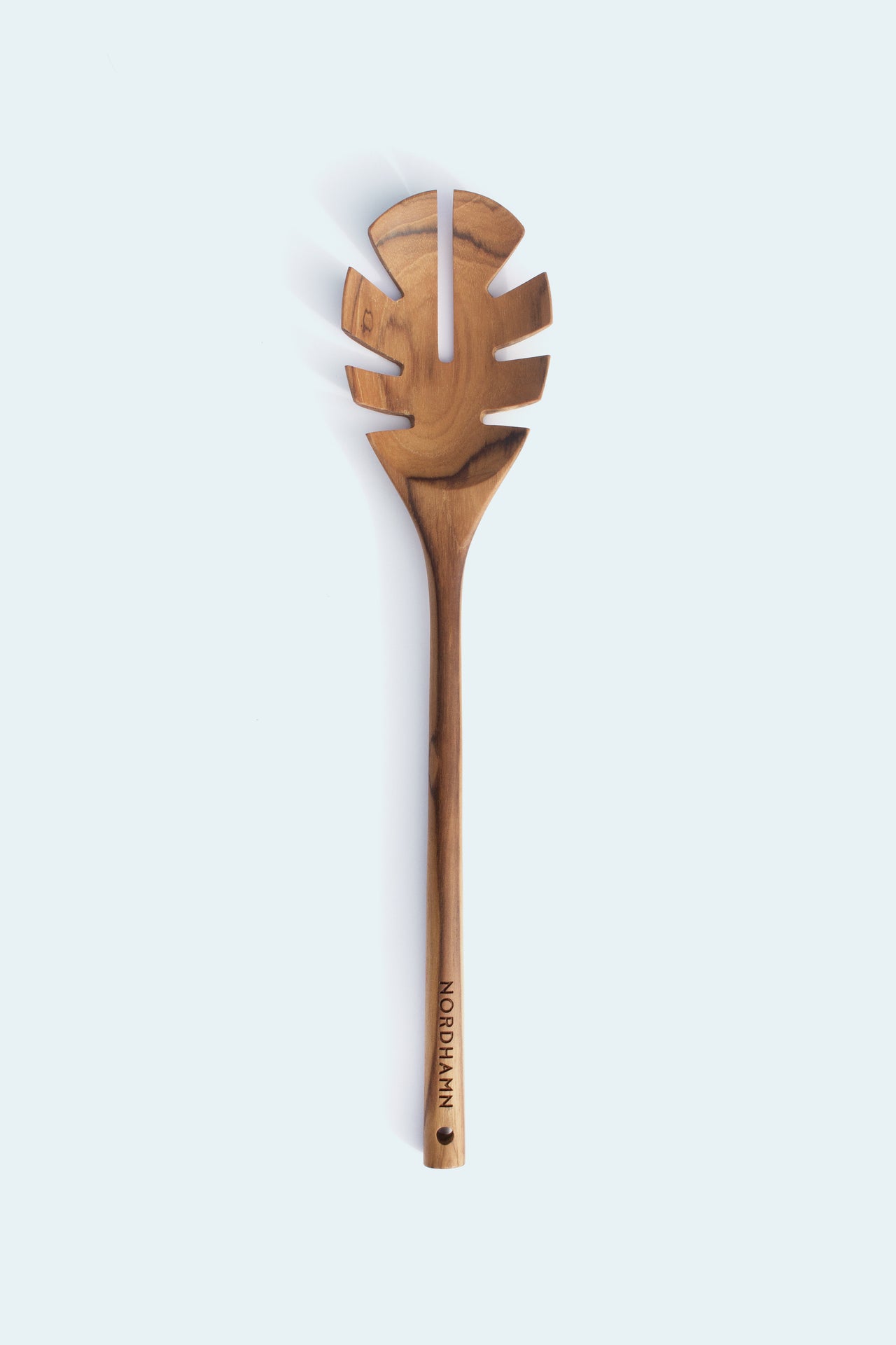 Pastaslev, 34 cm, i teak mot ljus bakgrund